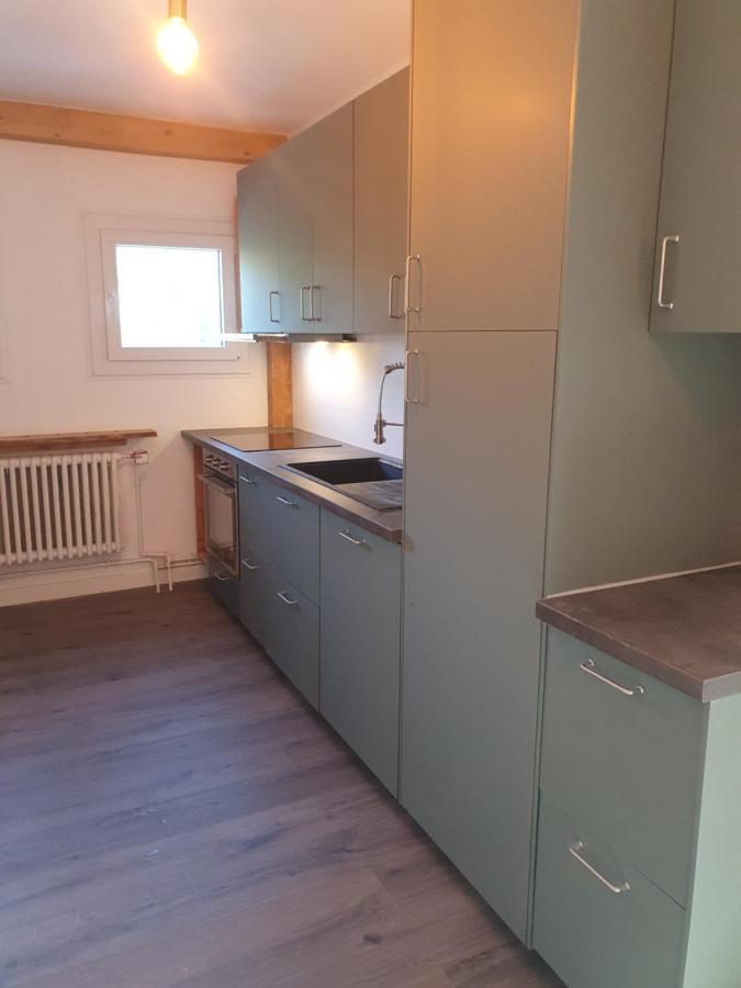 Chalet Jaune Charmant Som Sarcenas Exteriör bild