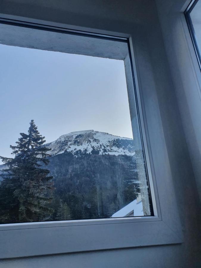 Chalet Jaune Charmant Som Sarcenas Exteriör bild
